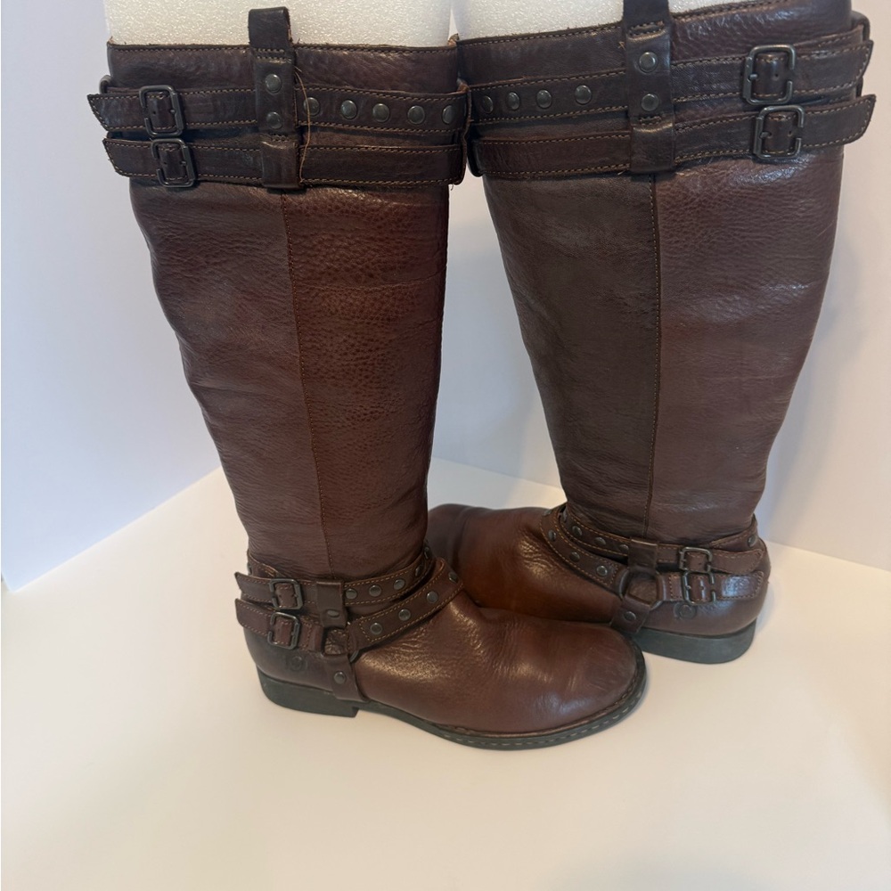 WOMENS BORN Gwynne Harness Chestnut Brown Tall Boots SZ 8